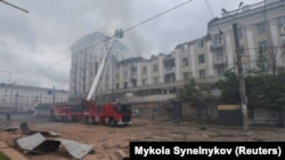 Ракетний удар РФ: у Дніпрі зросло число постраждалих, пошкоджені шість багатоповерхівок